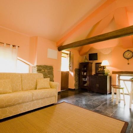 Hostal La Searila Seares Exterior foto