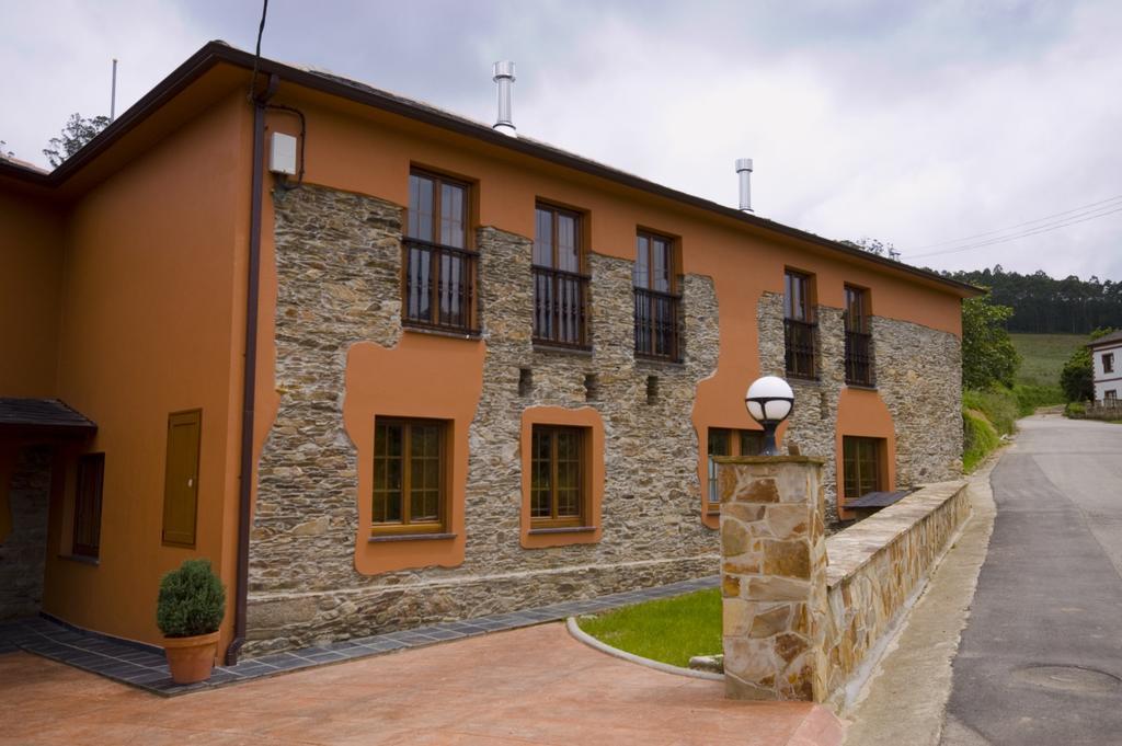 Hostal La Searila Seares Exterior foto