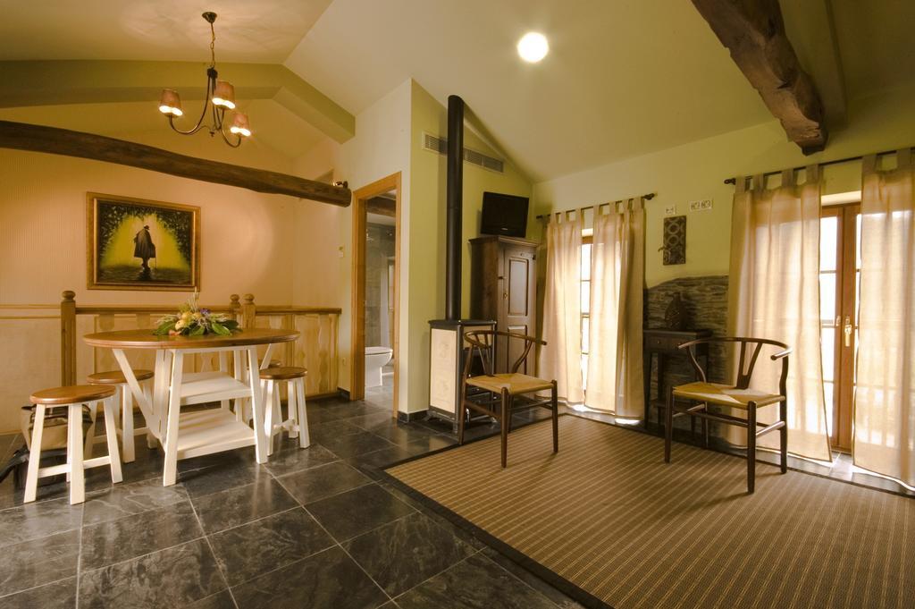 Hostal La Searila Seares Habitación foto