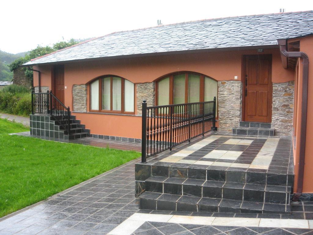 Hostal La Searila Seares Habitación foto