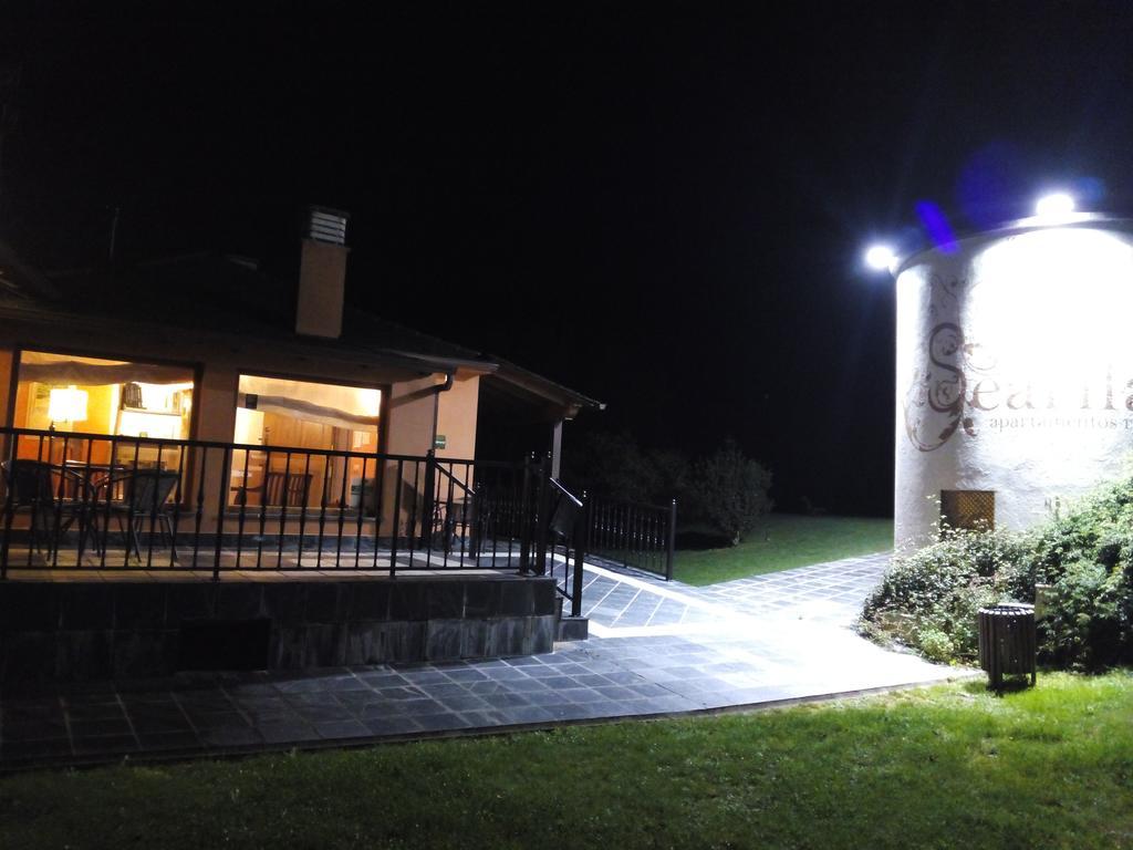 Hostal La Searila Seares Exterior foto