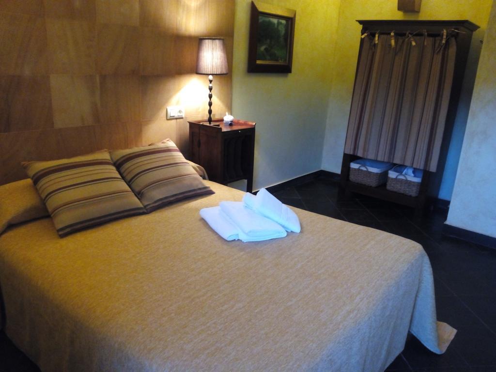 Hostal La Searila Seares Exterior foto